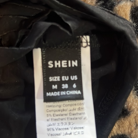 Black Distressed Crop - Picture 5 of 6